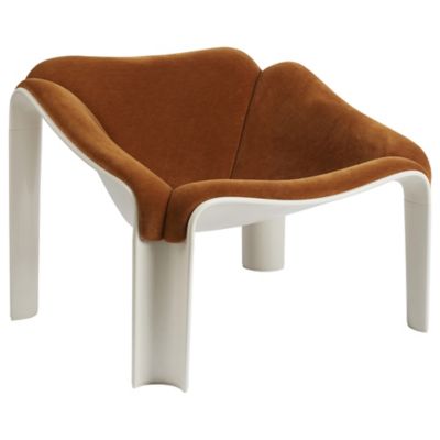 F300 Lounge Chair