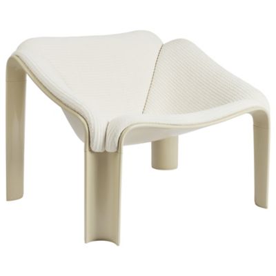F300 Lounge Chair