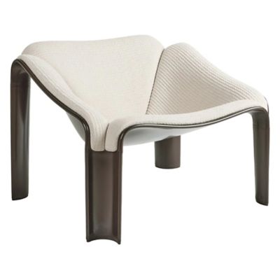 F300 Lounge Chair