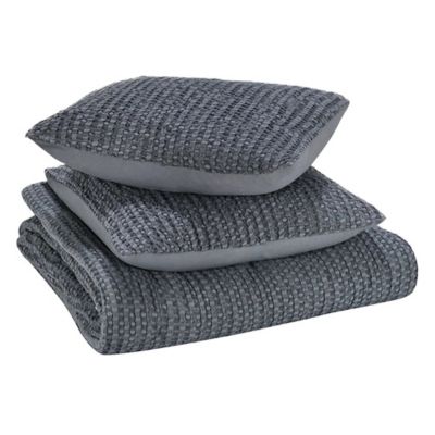 Lucari 3 Piece Quilt Set