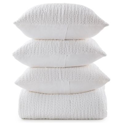Lucari 4 Piece Quilt Set