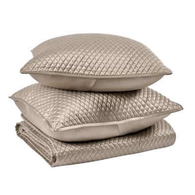 Manzaro Quilt