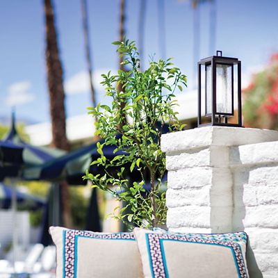 Republic Outdoor Pier Mount