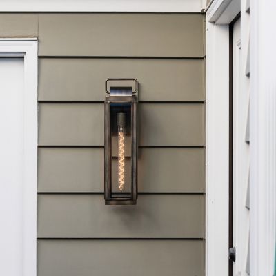 Sag Harbor Outdoor Wall Mount Lantern