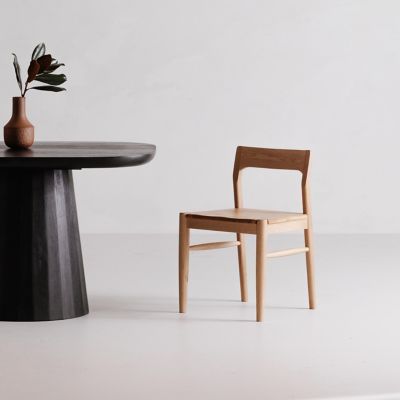 Shown in Oak color, in use