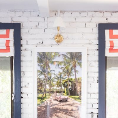 Classic No.1 Swing-Arm Wall Sconce