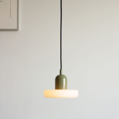 Shown in Reed Green finish, in use