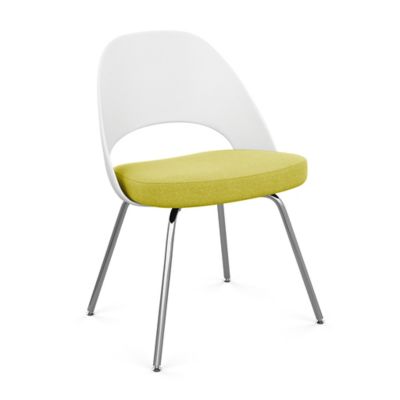 Saarinen Executive Chair with Plastic Back