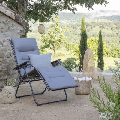 Evolution BeComfort Zero Gravity Recliner by Lafuma at