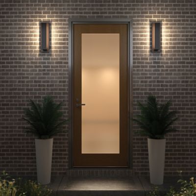 Shown in Bronze finish, 17 inch, in use