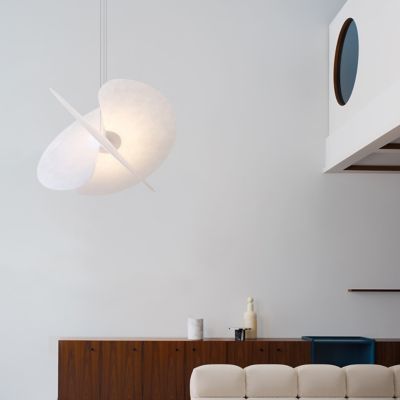 Shown in White finish, Large size, in use