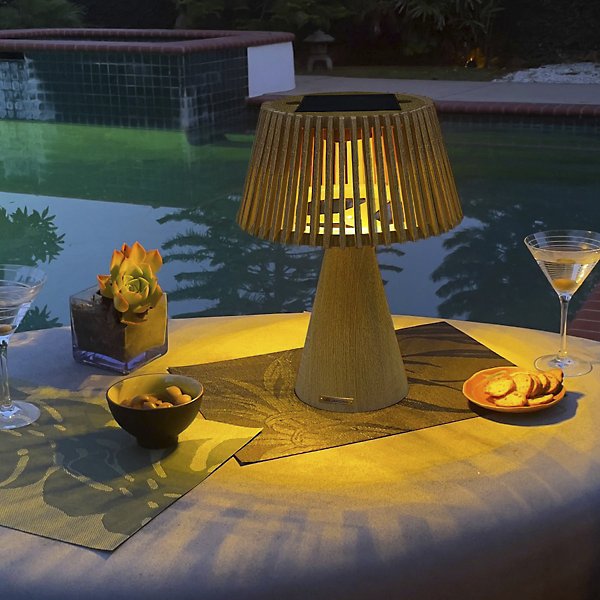 Enoki LED Outdoor Table Lamp