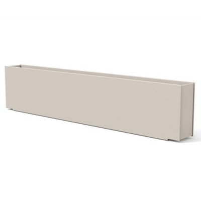 Mondo Outdoor Skinny Planter