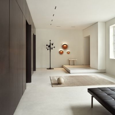 Shown in Corten finish, in use