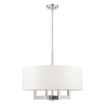 Justin Chandelier