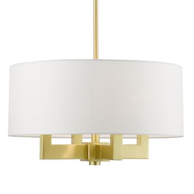 Justin Chandelier