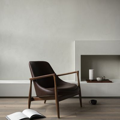 Shown in Dakar 0329 color, in use