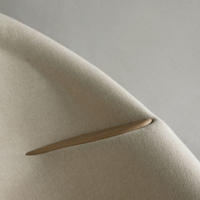 Shown in Hallingdal 0200 color, Detail view