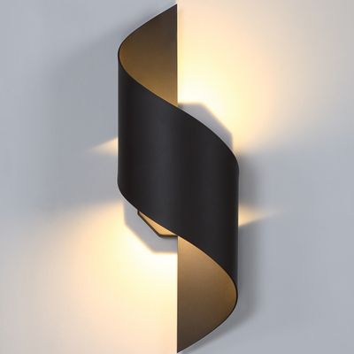 Helix Indoor/Outdoor LED Wall Sconce