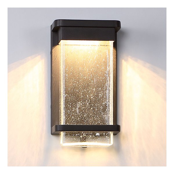 Vitrine LED Indoor/Outdoor Wall Sconce