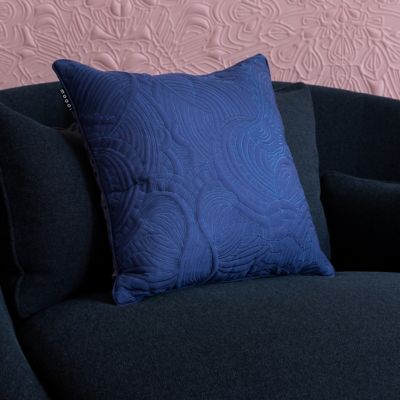 Decorative Pillows, Cushions & Throws at Lumens