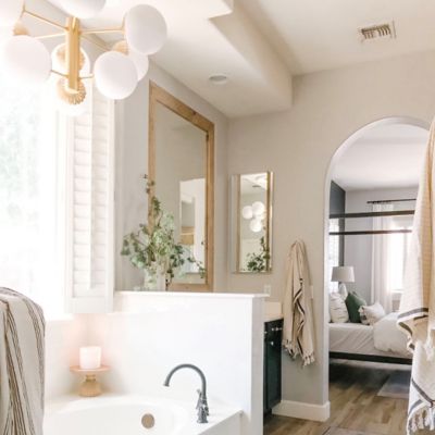 Paige 9-Light Chandelier