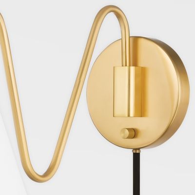 Onda Plug-in Wall Sconce