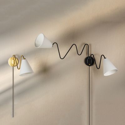 Onda Plug-in Wall Sconce