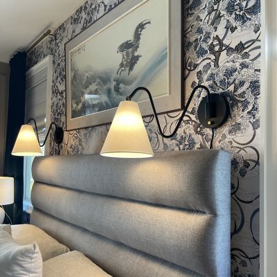 Onda Plug-in Wall Sconce