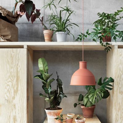 Shown in Terracotta shade color, in use