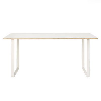 70/70 Table