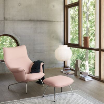 Shown in White finish, Medium size
