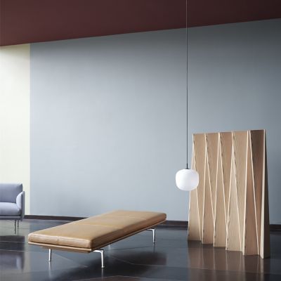 Shown in Black finish, Small size