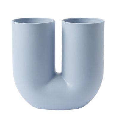 op tijd Voorwaarde Humaan Kink Vase by Muuto at Lumens.com