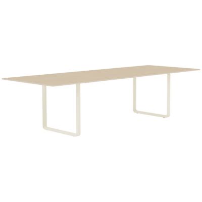 70/70 Table