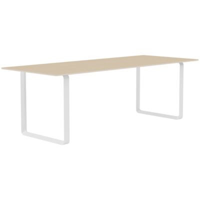 70/70 Table