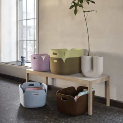 Shown in Dusty Lilac, Beige-Green color, in use