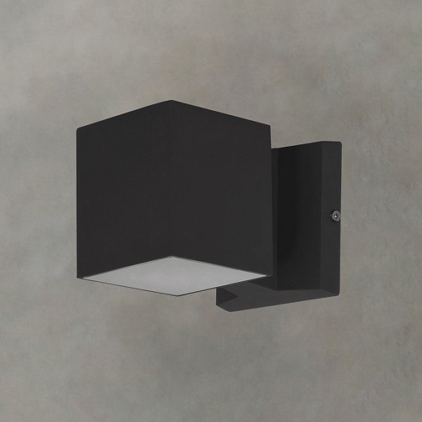 Lightray Cube LED Outdoor Wall Sconce