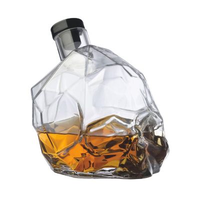 Memento Mori Whisky Bottle - Thumbnail 4