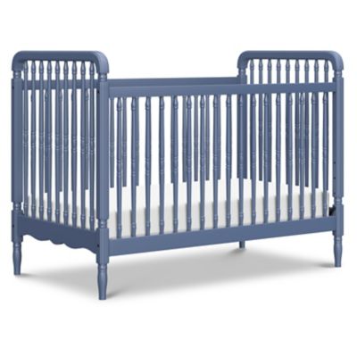 Liberty 3-in-1 Convertible Spindle Crib