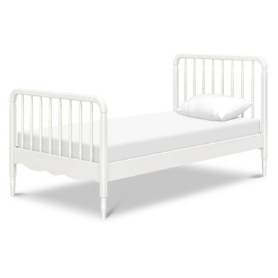 Liberty Spindle Bed