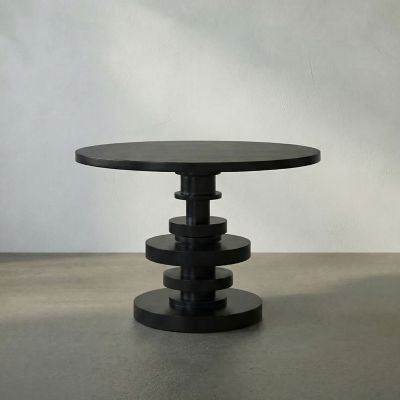 Corum Round Table