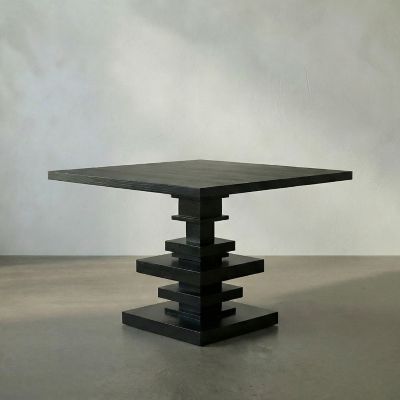 Corum Square Table