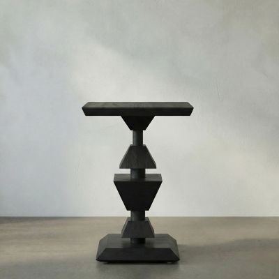 Majesty Side Table