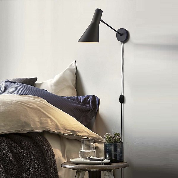 Solana Plug-In Wall Sconce