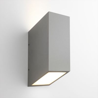 Uno LED Outdoor Wall Sconce