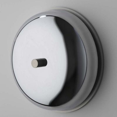 Shown in Polished Aluminum finish, in use