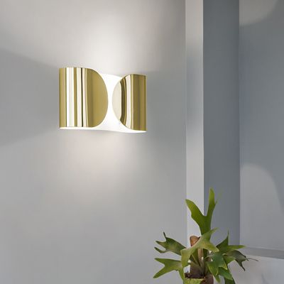 Shown in Gold color, in use