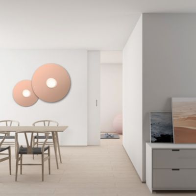 Shown in Rose Gold finish, in use