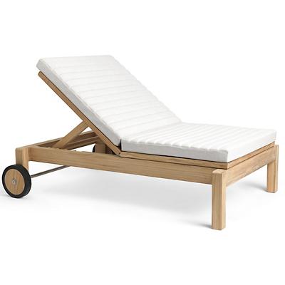 AH604 Outdoor Lounger with Cushion